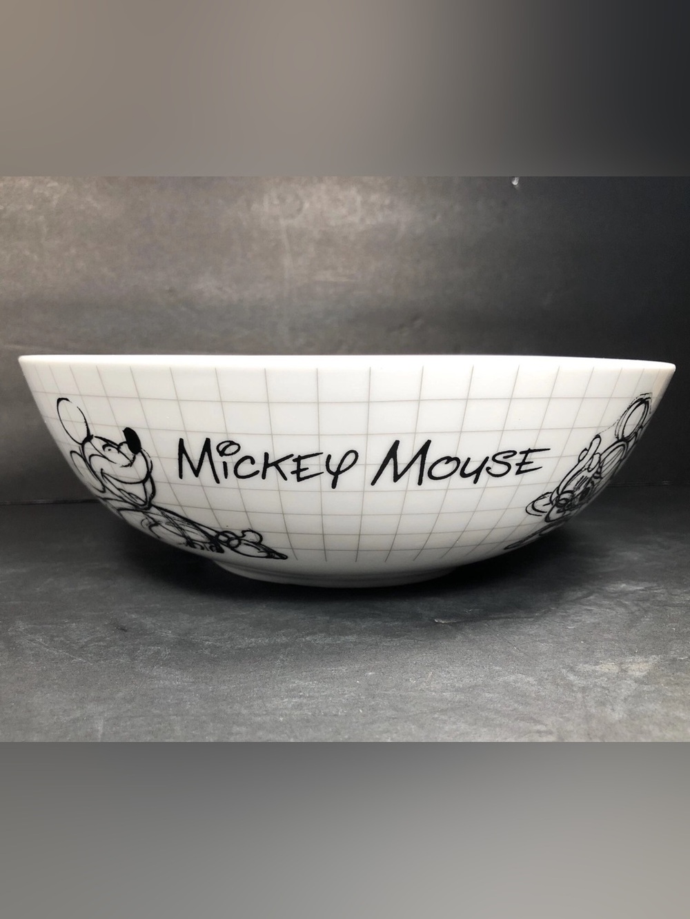 Disney Sketchbook Mickey & Friends 9.5” Salad Serving Bowl Donald Goofy New NWT